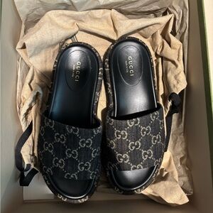 Gucci Black and Gold Patterned Sandals